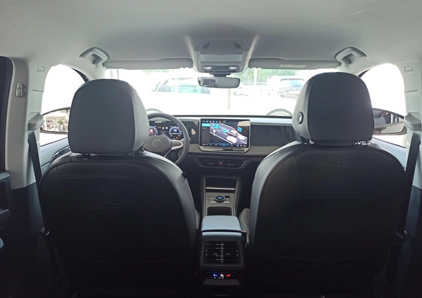 Volkswagen Tiguan cena 178900 przebieg: 6, rok produkcji 2024 z Radomsko małe 121